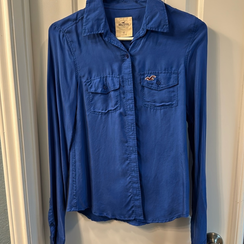 Hollister silk shirt, size XS, 100% silk